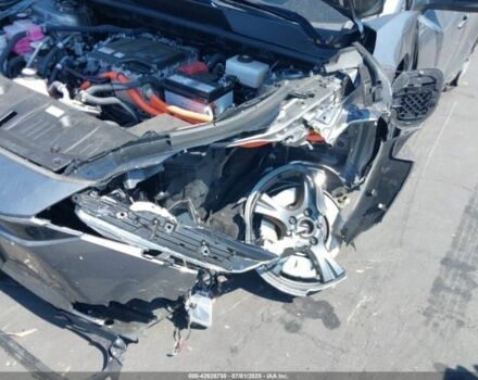 Серый Тойота Камри, объемом двигателя 0 л и пробегом 26 тыс. км за 13500 $, фото 3 на Automoto.ua