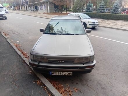 Тойота Камри 1986 в Каменское - Днепродзержинск на Automoto.ua Серый Тойота Камри, объемом двигателя 2 л и пробегом 359 тыс. км за 1300 $, фото 1 на Automoto.ua