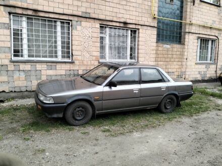 Тойота Камри 1990 в Белой Церкве на Automoto.ua Серый Тойота Камри, объемом двигателя 2 л и пробегом 396 тыс. км за 1691 $, фото 1 на Automoto.ua