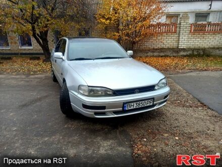 Тойота Камрі 1991 у Херсоні на Automoto.ua Сірий Тойота Камрі, об'ємом двигуна 2.2 л та пробігом 0 тис. км за 2000 $, фото 1 на Automoto.ua