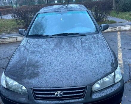 Тойота Камри 2000 в Одессе на Automoto.ua Серый Тойота Камри, объемом двигателя 2.2 л и пробегом 263 тыс. км за 3300 $, фото 1 на Automoto.ua