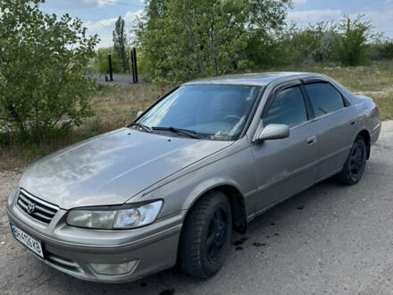 Тойота Камри 2000 в Белгород-Днестровском на Automoto.ua Серый Тойота Камри, объемом двигателя 2.2 л и пробегом 400 тыс. км за 2800 $, фото 1 на Automoto.ua