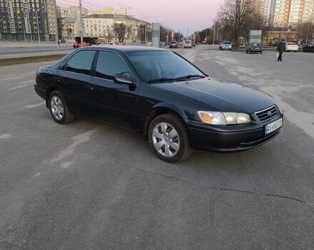 Серый Тойота Камри, объемом двигателя 2.16 л и пробегом 195 тыс. км за 4600 $, фото 1 на Automoto.ua