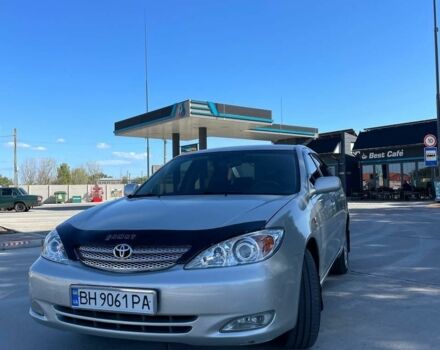 Серый Тойота Камри, объемом двигателя 2.4 л и пробегом 370 тыс. км за 7500 $, фото 1 на Automoto.ua