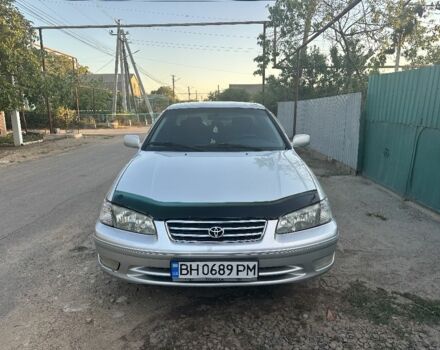 Сірий Тойота Камрі, об'ємом двигуна 2.2 л та пробігом 435 тис. км за 4300 $, фото 1 на Automoto.ua