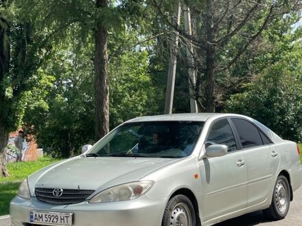 Тойота Камри 2002 в Житомире на Automoto.ua Серый Тойота Камри, объемом двигателя 2.4 л и пробегом 325 тыс. км за 4500 $, фото 1 на Automoto.ua