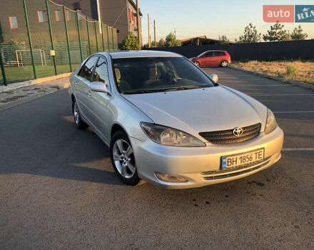 Сірий Тойота Камрі, об'ємом двигуна 2.36 л та пробігом 260 тис. км за 4500 $, фото 1 на Automoto.ua