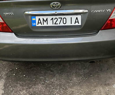 Тойота Камрі 2002 у Бердичеве на Automoto.ua Сірий Тойота Камрі, об'ємом двигуна 3 л та пробігом 412 тис. км за 5800 $, фото 1 на Automoto.ua