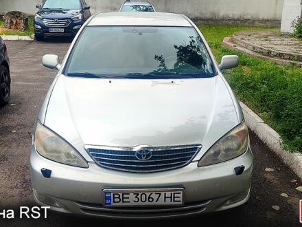Тойота Камрі 2003 у Миколаєві на Automoto.ua Сірий Тойота Камрі, об'ємом двигуна 2.4 л та пробігом 250 тис. км за 5000 $, фото 1 на Automoto.ua