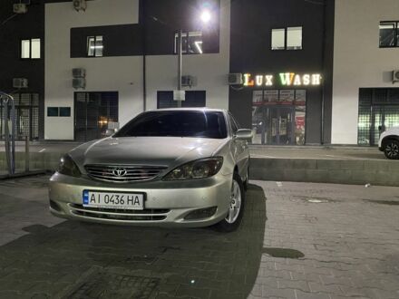 Серый Тойота Камри, объемом двигателя 3 л и пробегом 485 тыс. км за 7500 $, фото 1 на Automoto.ua