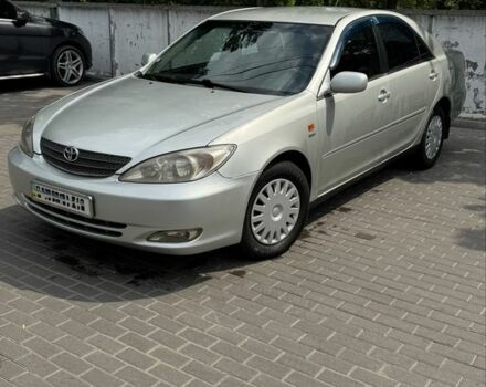 Серый Тойота Камри, объемом двигателя 2.4 л и пробегом 300 тыс. км за 4600 $, фото 1 на Automoto.ua