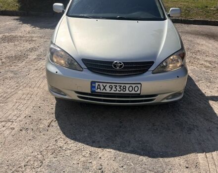 Сірий Тойота Камрі, об'ємом двигуна 2.4 л та пробігом 214 тис. км за 5600 $, фото 1 на Automoto.ua