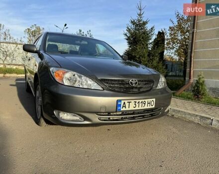 Серый Тойота Камри, объемом двигателя 3 л и пробегом 383 тыс. км за 5900 $, фото 1 на Automoto.ua