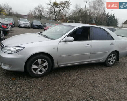 Серый Тойота Камри, объемом двигателя 2.4 л и пробегом 280 тыс. км за 4850 $, фото 1 на Automoto.ua