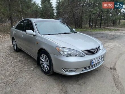 Серый Тойота Камри, объемом двигателя 3 л и пробегом 223 тыс. км за 4400 $, фото 1 на Automoto.ua