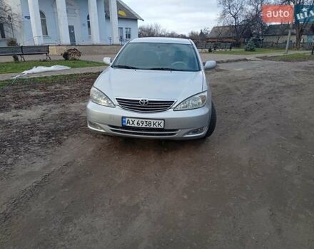 Сірий Тойота Камрі, об'ємом двигуна 2.36 л та пробігом 266 тис. км за 6750 $, фото 1 на Automoto.ua