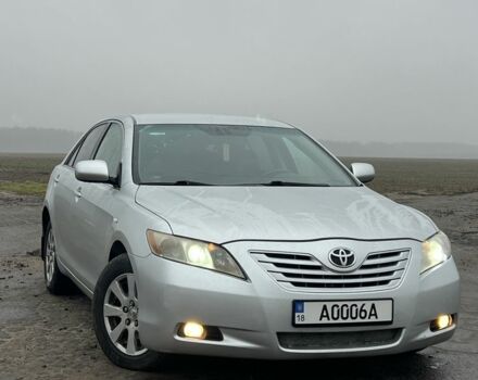 Серый Тойота Камри, объемом двигателя 3.5 л и пробегом 363 тыс. км за 7999 $, фото 1 на Automoto.ua