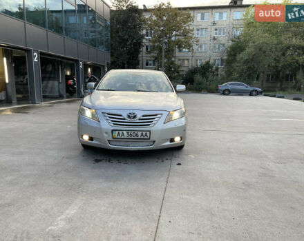 Сірий Тойота Камрі, об'ємом двигуна 2.36 л та пробігом 230 тис. км за 5999 $, фото 1 на Automoto.ua