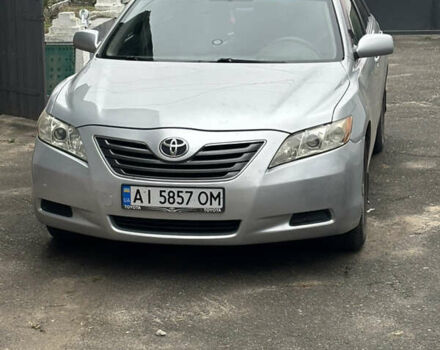 Серый Тойота Камри, объемом двигателя 2.36 л и пробегом 250 тыс. км за 7500 $, фото 1 на Automoto.ua