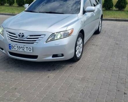 Сірий Тойота Камрі, об'ємом двигуна 2.4 л та пробігом 260 тис. км за 7800 $, фото 1 на Automoto.ua