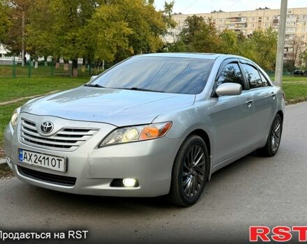 Серый Тойота Камри, объемом двигателя 3.5 л и пробегом 0 тыс. км за 6500 $, фото 1 на Automoto.ua
