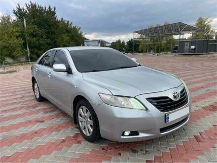 Серый Тойота Камри, объемом двигателя 3.5 л и пробегом 283 тыс. км за 8999 $, фото 1 на Automoto.ua