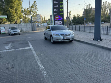 Сірий Тойота Камрі, об'ємом двигуна 2.36 л та пробігом 208 тис. км за 7300 $, фото 1 на Automoto.ua