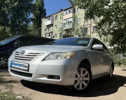 Сірий Тойота Камрі, об'ємом двигуна 3.5 л та пробігом 285 тис. км за 8500 $, фото 1 на Automoto.ua