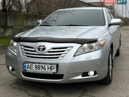 Сірий Тойота Камрі, об'ємом двигуна 3.46 л та пробігом 222 тис. км за 10000 $, фото 1 на Automoto.ua