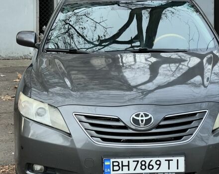Сірий Тойота Камрі, об'ємом двигуна 3.5 л та пробігом 280 тис. км за 7000 $, фото 1 на Automoto.ua