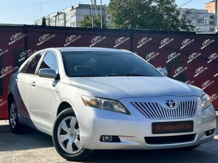 Серый Тойота Камри, объемом двигателя 2.36 л и пробегом 192 тыс. км за 7850 $, фото 1 на Automoto.ua