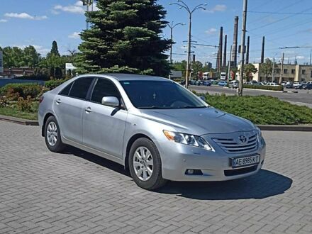 Тойота Камри 2007 в Днепре (Днепропетровске) на Automoto.ua Серый Тойота Камри, объемом двигателя 2.4 л и пробегом 85 тыс. км за 14000 $, фото 1 на Automoto.ua