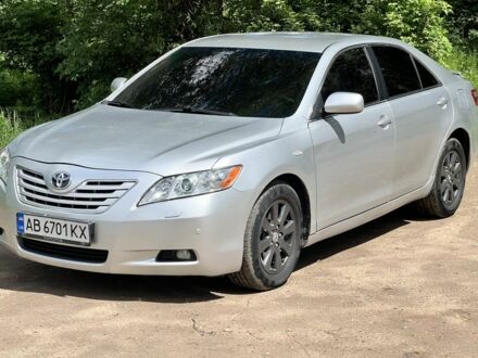 Тойота Камри 2007 в Гайсине на Automoto.ua Серый Тойота Камри, объемом двигателя 2.4 л и пробегом 280 тыс. км за 7700 $, фото 1 на Automoto.ua