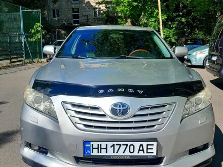 Тойота Камри 2007 в Одессе на Automoto.ua Серый Тойота Камри, объемом двигателя 3.5 л и пробегом 187 тыс. км за 9500 $, фото 1 на Automoto.ua