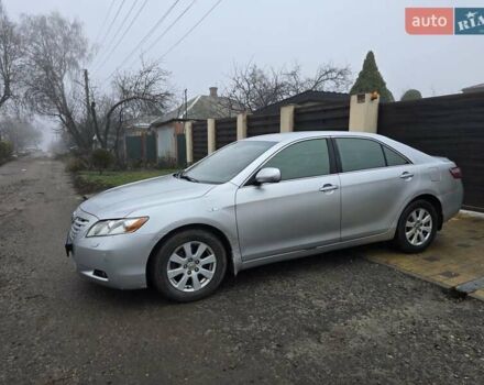 Сірий Тойота Камрі, об'ємом двигуна 3.5 л та пробігом 250 тис. км за 6300 $, фото 1 на Automoto.ua