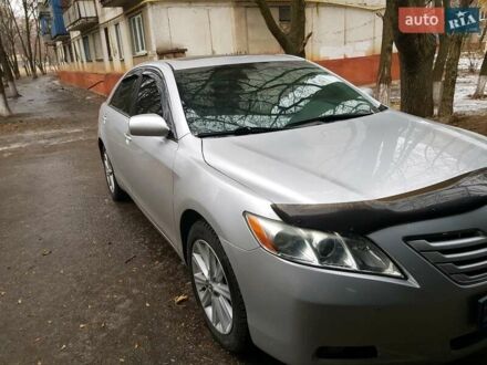 Тойота Камри 2007 в Краматорске на Automoto.ua Серый Тойота Камри, объемом двигателя 0 л и пробегом 160 тыс. км за 10900 $, фото 1 на Automoto.ua