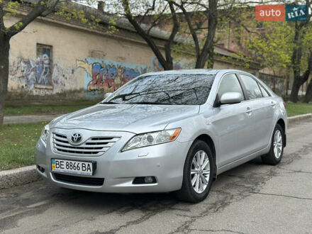 Тойота Камри 2007 в Николаеве на Automoto.ua Серый Тойота Камри, объемом двигателя 3.5 л и пробегом 171 тыс. км за 11200 $, фото 1 на Automoto.ua