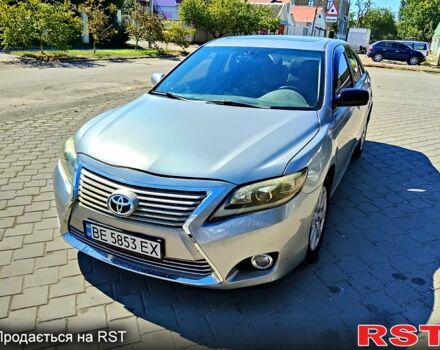 Сірий Тойота Камрі, об'ємом двигуна 3.5 л та пробігом 303 тис. км за 8500 $, фото 1 на Automoto.ua