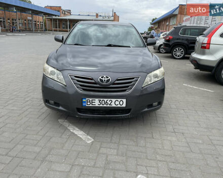 Сірий Тойота Камрі, об'ємом двигуна 2.36 л та пробігом 240 тис. км за 7700 $, фото 1 на Automoto.ua
