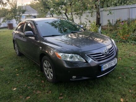 Тойота Камри 2007 в Яготине на Automoto.ua Серый Тойота Камри, объемом двигателя 3.5 л и пробегом 232 тыс. км за 8300 $, фото 1 на Automoto.ua