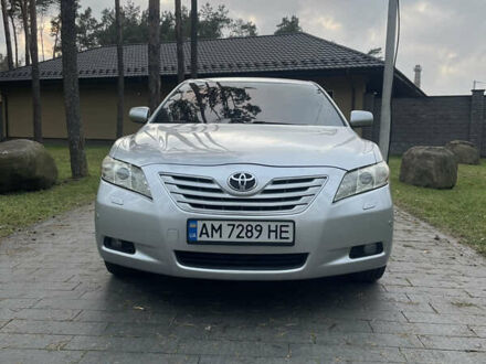 Тойота Камри 2007 в Житомире на Automoto.ua Серый Тойота Камри, объемом двигателя 2.36 л и пробегом 249 тыс. км за 8400 $, фото 1 на Automoto.ua