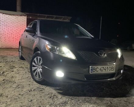 Серый Тойота Камри, объемом двигателя 3.5 л и пробегом 340 тыс. км за 7800 $, фото 1 на Automoto.ua