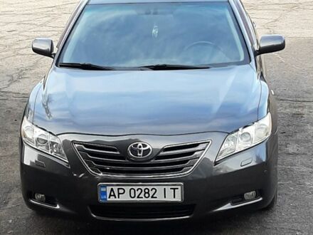 Серый Тойота Камри, объемом двигателя 2.4 л и пробегом 193 тыс. км за 9900 $, фото 1 на Automoto.ua