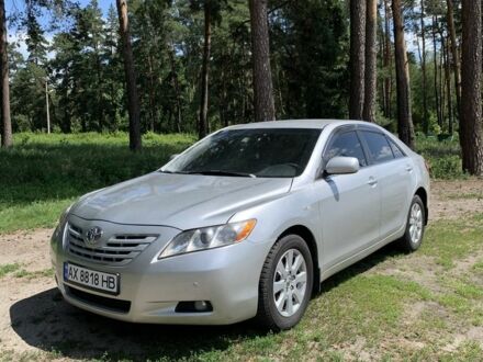Тойота Камри 2008 в Богодухове на Automoto.ua Серый Тойота Камри, объемом двигателя 2.4 л и пробегом 270 тыс. км за 6500 $, фото 1 на Automoto.ua
