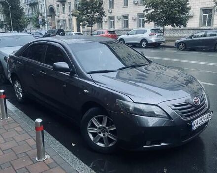 Сірий Тойота Камрі, об'ємом двигуна 2.36 л та пробігом 465 тис. км за 6500 $, фото 1 на Automoto.ua