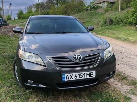 Сірий Тойота Камрі, об'ємом двигуна 2.36 л та пробігом 201 тис. км за 9500 $, фото 1 на Automoto.ua