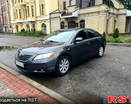 Серый Тойота Камри, объемом двигателя 2.4 л и пробегом 26000 тыс. км за 8700 $, фото 1 на Automoto.ua