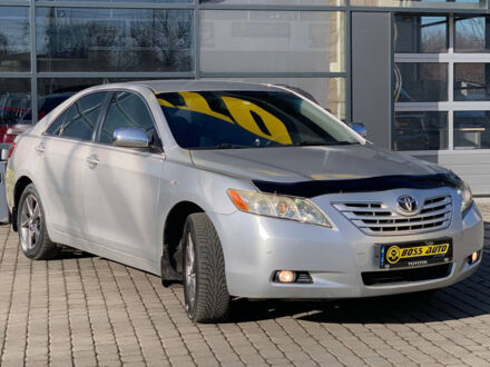 Тойота Камри 2008 в Ивано-Франковске на Automoto.ua Серый Тойота Камри, объемом двигателя 2.4 л и пробегом 302 тыс. км за 8000 $, фото 1 на Automoto.ua