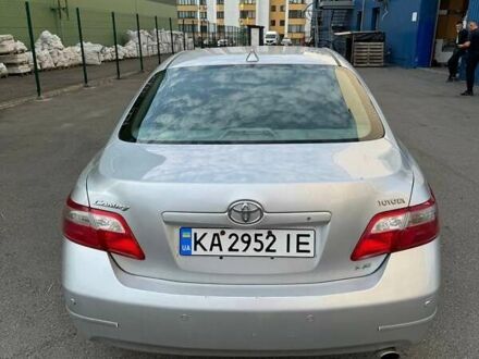 Тойота Камри 2008 в Киеве на Automoto.ua Серый Тойота Камри, объемом двигателя 2.36 л и пробегом 211 тыс. км за 7500 $, фото 1 на Automoto.ua