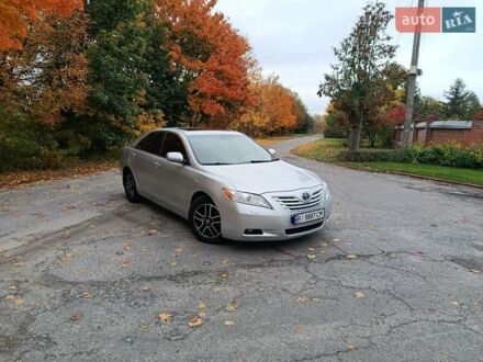 Сірий Тойота Камрі, об'ємом двигуна 2.36 л та пробігом 242 тис. км за 8300 $, фото 1 на Automoto.ua
